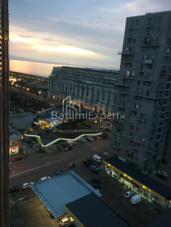 آپارتمان 3-комн 79 m² - زورابا گورگیلادزه, Batumi