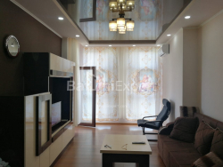 آپارتمان 2-комн 80 m² - زورابا گورگیلادزه, Batumi