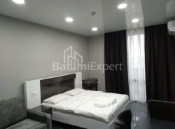 آپارتمان 35.7 متر مربع - کوچه قهرمانان, Batumi, گرجستان