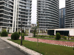 آپارتمان 74.7 متر مربع - لخ و ماریا کاچینسکی, Batumi, گرجستان