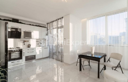 آپارتمان 3-комн 76.5 m² - نیکو پیروسمانی, Batumi