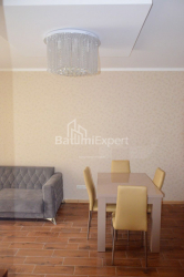 آپارتمان 2-комн 46.5 m² - کلانتر خیمشیاشویلی, Batumi