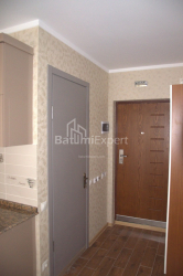 آپارتمان 2-комн 46.5 m² - کلانتر خیمشیاشویلی, Batumi