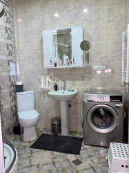آپارتمان 84 متر مربع - ایلیا چاوچاوادزه, Batumi, گرجستان
