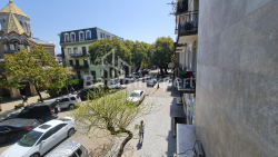 آپارتمان 90 متر مربع - کنستانتین گامساخوردیا, Batumi, گرجستان
