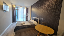 آپارتمان 1-комн 31.4 m² - نیکو پیروسمانی, Batumi