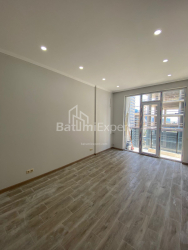 آپارتمان 2-комн 40.5 m² - کلانتر خیمشیاشویلی, Batumi