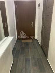 آپارتمان 1-комн 28 m² - کلانتر خیمشیاشویلی, Batumi