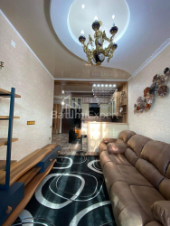 آپارتمان 3-комн 60 m² - کوچه قهرمانان, Batumi