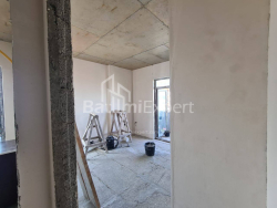 آپارتمان 4-комн 96.5 m² - پترا باگریونی, Batumi