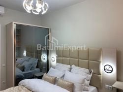 آپارتمان 3-комн 84 m² - کلانتر خیمشیاشویلی, Batumi