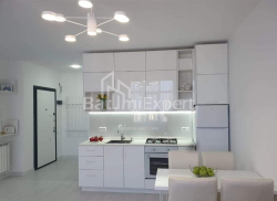 آپارتمان 2-комн 46 m² - الکساندرا گریبودوا, Batumi