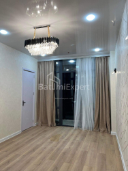 آپارتمان 55 متر مربع - کوچه قهرمانان, Batumi, گرجستان