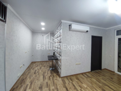 آپارتمان 71.5 متر مربع - کلانتر خیمشیاشویلی, Batumi, گرجستان