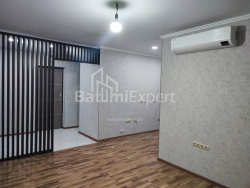 آپارتمان 71.5 متر مربع - کلانتر خیمشیاشویلی, Batumi, گرجستان