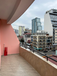آپارتمان 70 متر مربع - الکساندرا پوشکین, Batumi, گرجستان