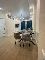 آپارتمان 3-комн 64 m² - نیکو پیروسمانی, Batumi