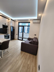 آپارتمان 2-комн 40 m² - نیکو پیروسمانی, Batumi