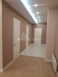 آپارتمان 4-комн 100 m² - زورابا گورگیلادزه, Batumi