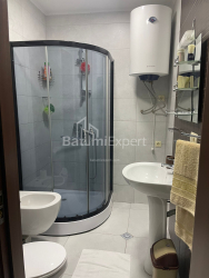 آپارتمان 2-комн 58.4 m² - کلانتر خیمشیاشویلی, Batumi