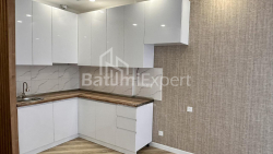 آپارتمان 3-комн 60 m² - الکساندرا سولابریدزه, Batumi