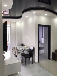 آپارتمان 79.6 متر مربع - استفان زوبالاشویلی, Batumi, گرجستان