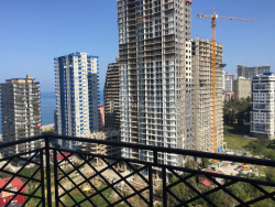 آپارتمان 1-комн 74.7 m² - کلانتر خیمشیاشویلی, Batumi