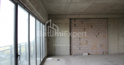 آپارتمان 172.68 متر مربع - لخ و ماریا کاچینسکی, Batumi, گرجستان